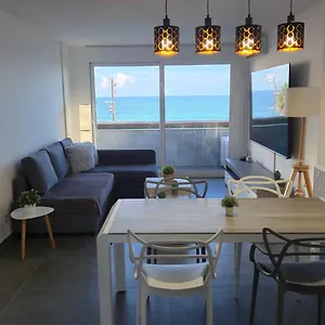 https://apartments-paradise-lloret-lloret-de-mar-17310.topcostabravahotels.com